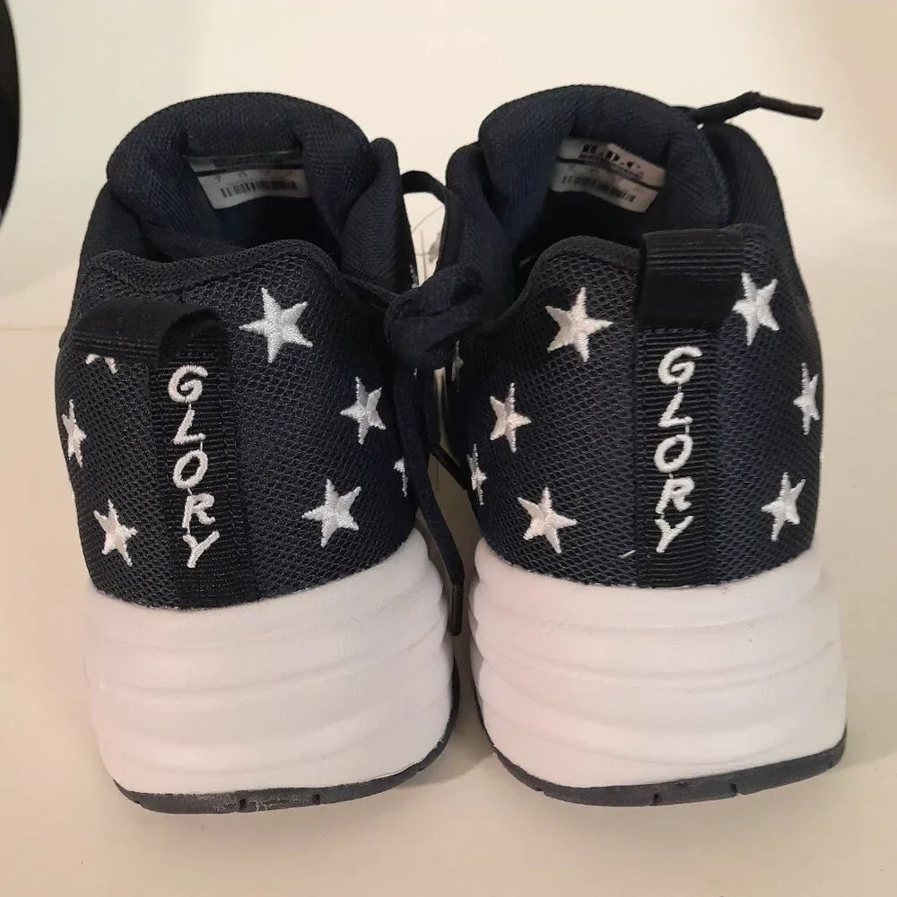 Step out in style andMen’s 